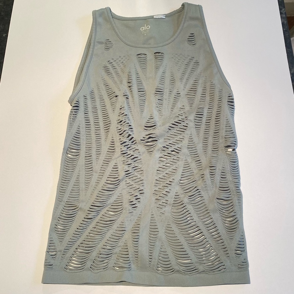 Alo sage green cut out workout top